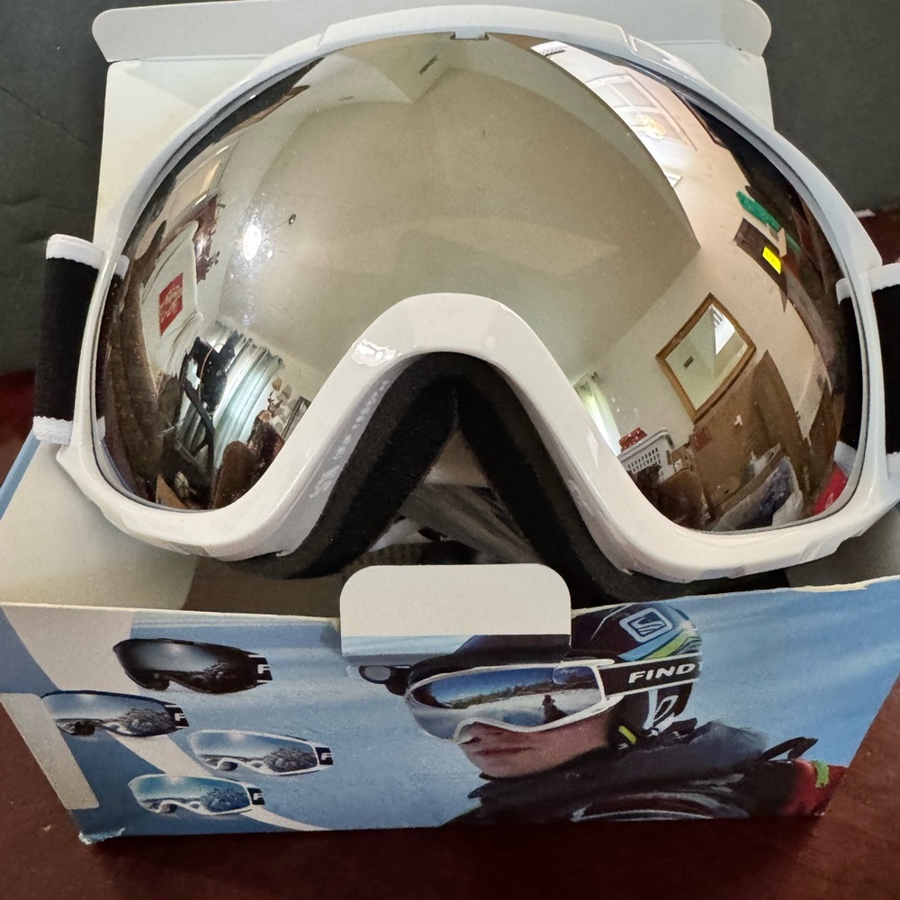 White and Silver Sunglasses with Reflective Lens